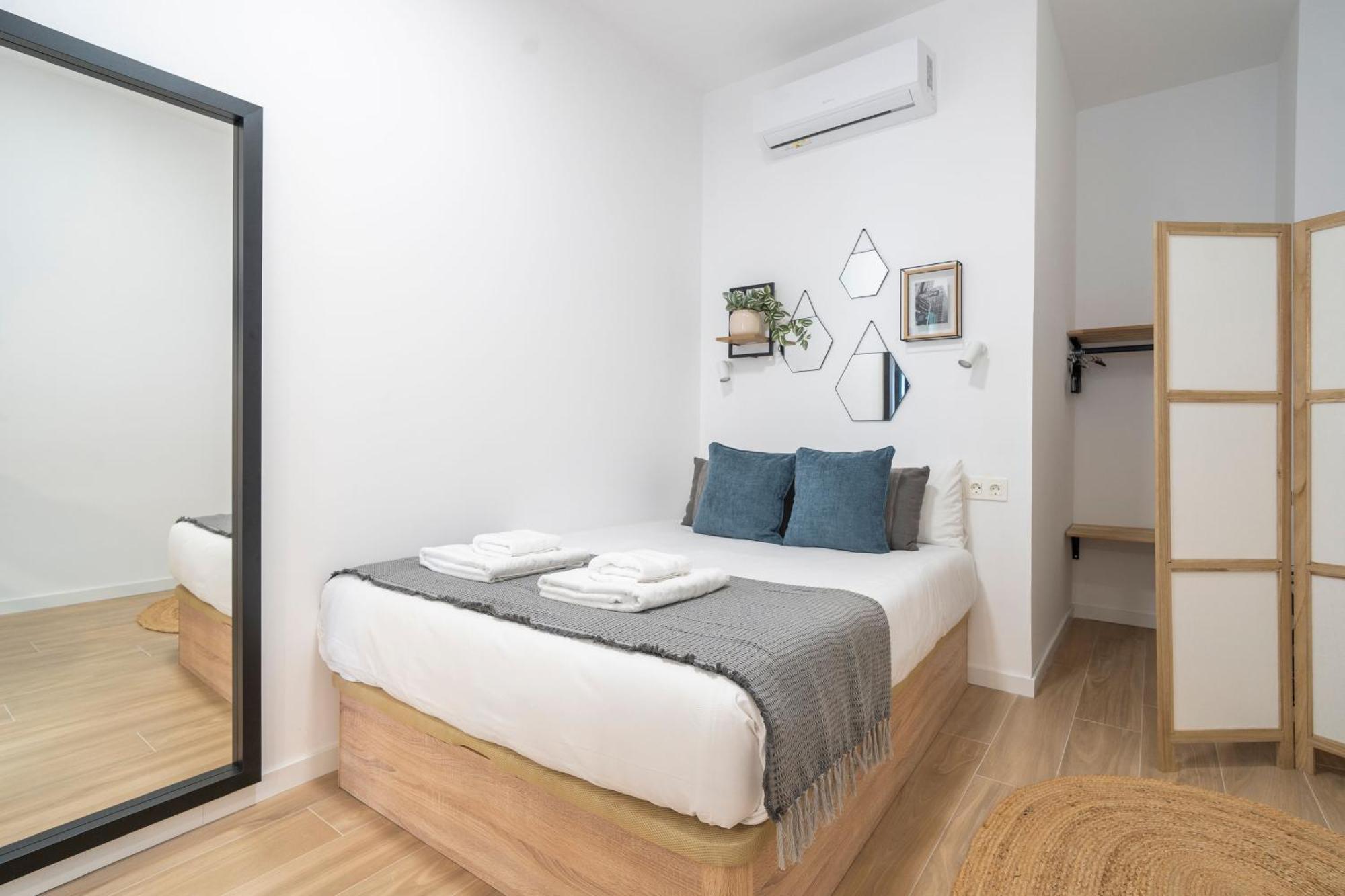 Vlc Host - Ausias March Apartment Валенсия Екстериор снимка