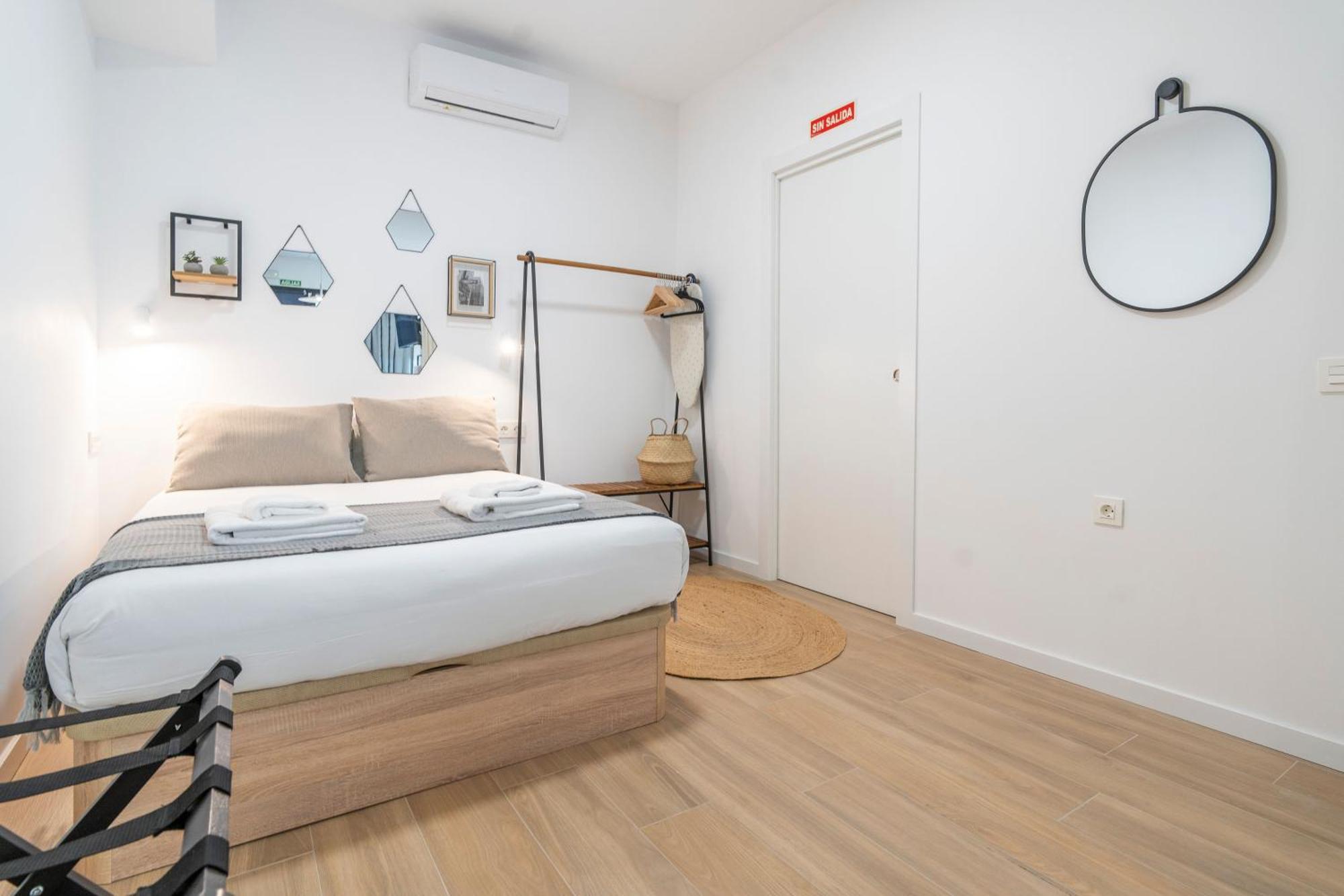Vlc Host - Ausias March Apartment Валенсия Екстериор снимка